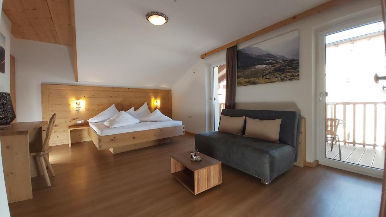 Adler Hotel-Pension Fulpmes Eksteriør bilde