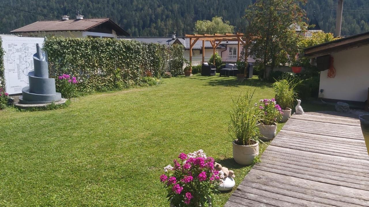 Adler Hotel-Pension Fulpmes Eksteriør bilde